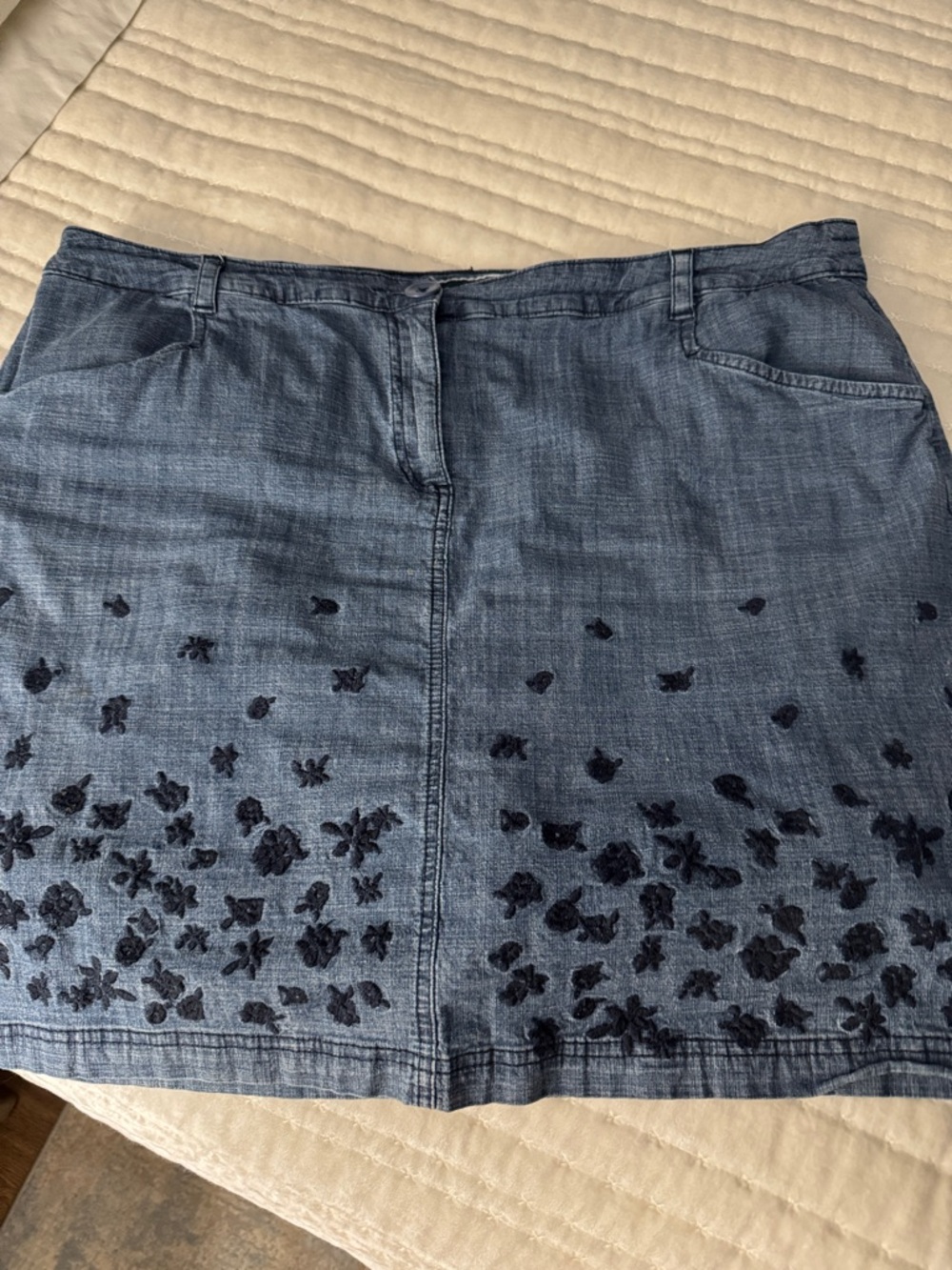 Karen Scott  Embroidered Denim Skort Sz 18